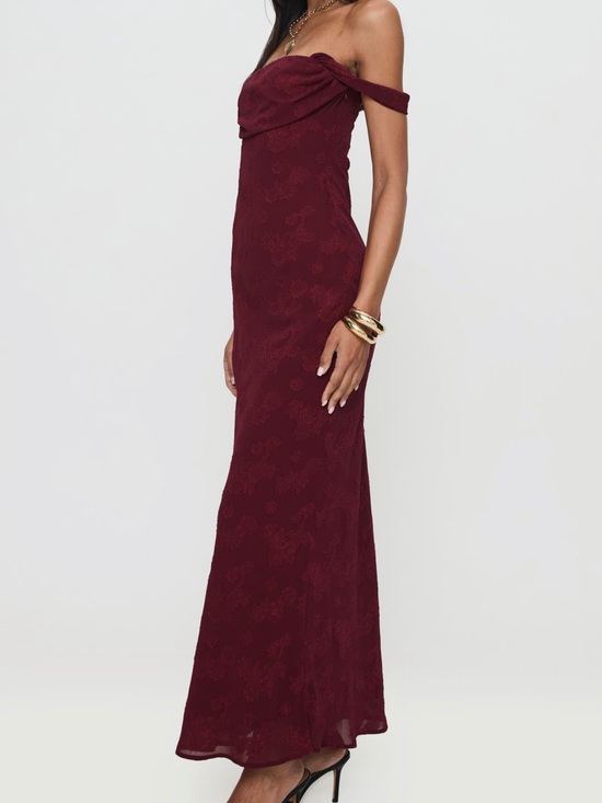 Princess Polly Dresses & Skirts - NWT Burgundy Off-The-Shoulder Dress